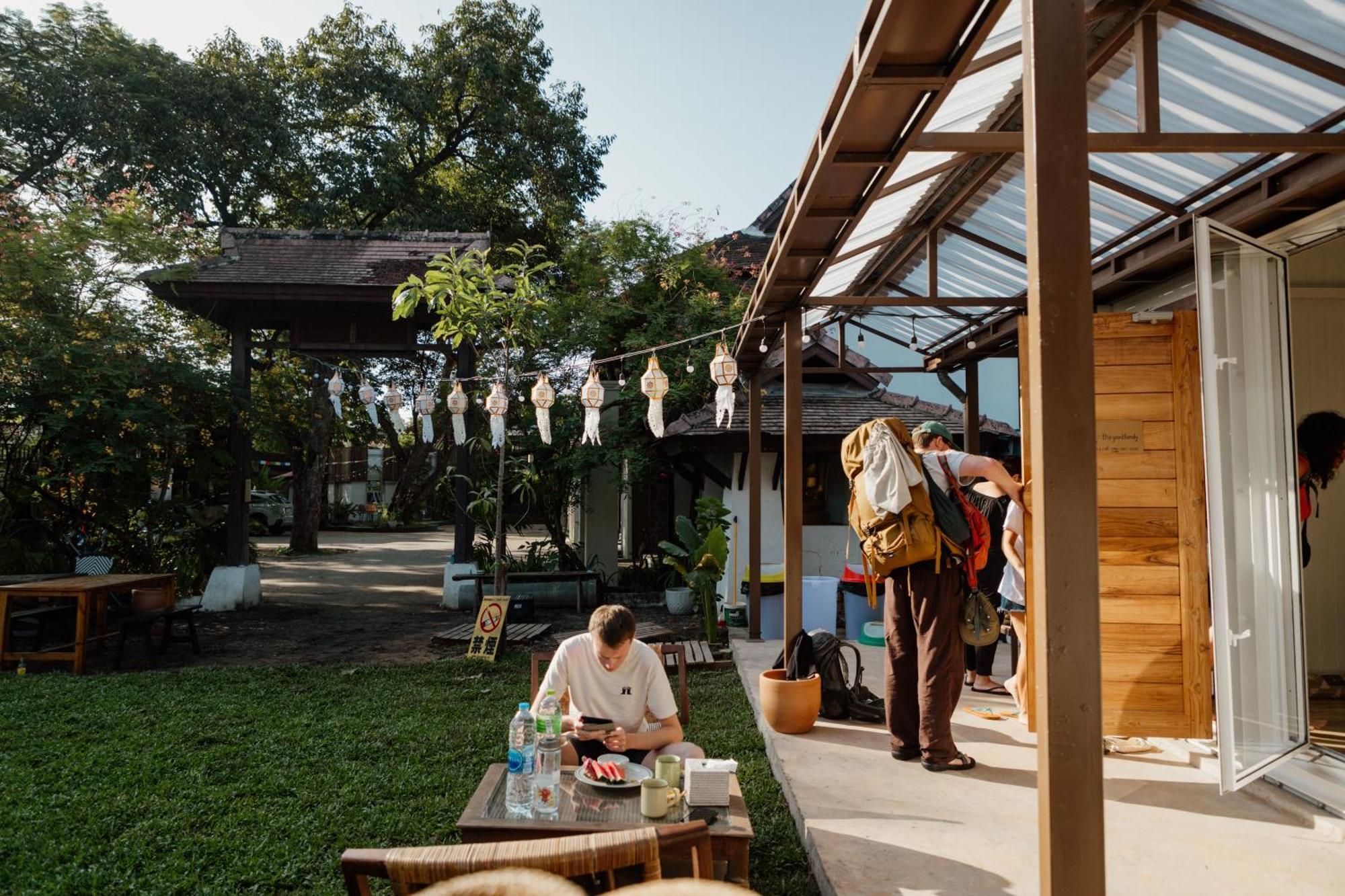 The Yard Hostel Chiang Mai Exterior foto